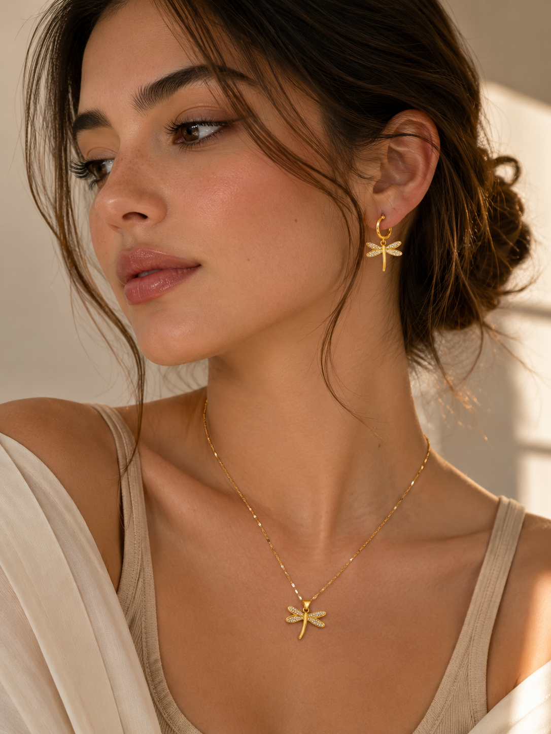 JUEGO COLLAR Y ARETES LIBÉLULA ZIRCONIAS