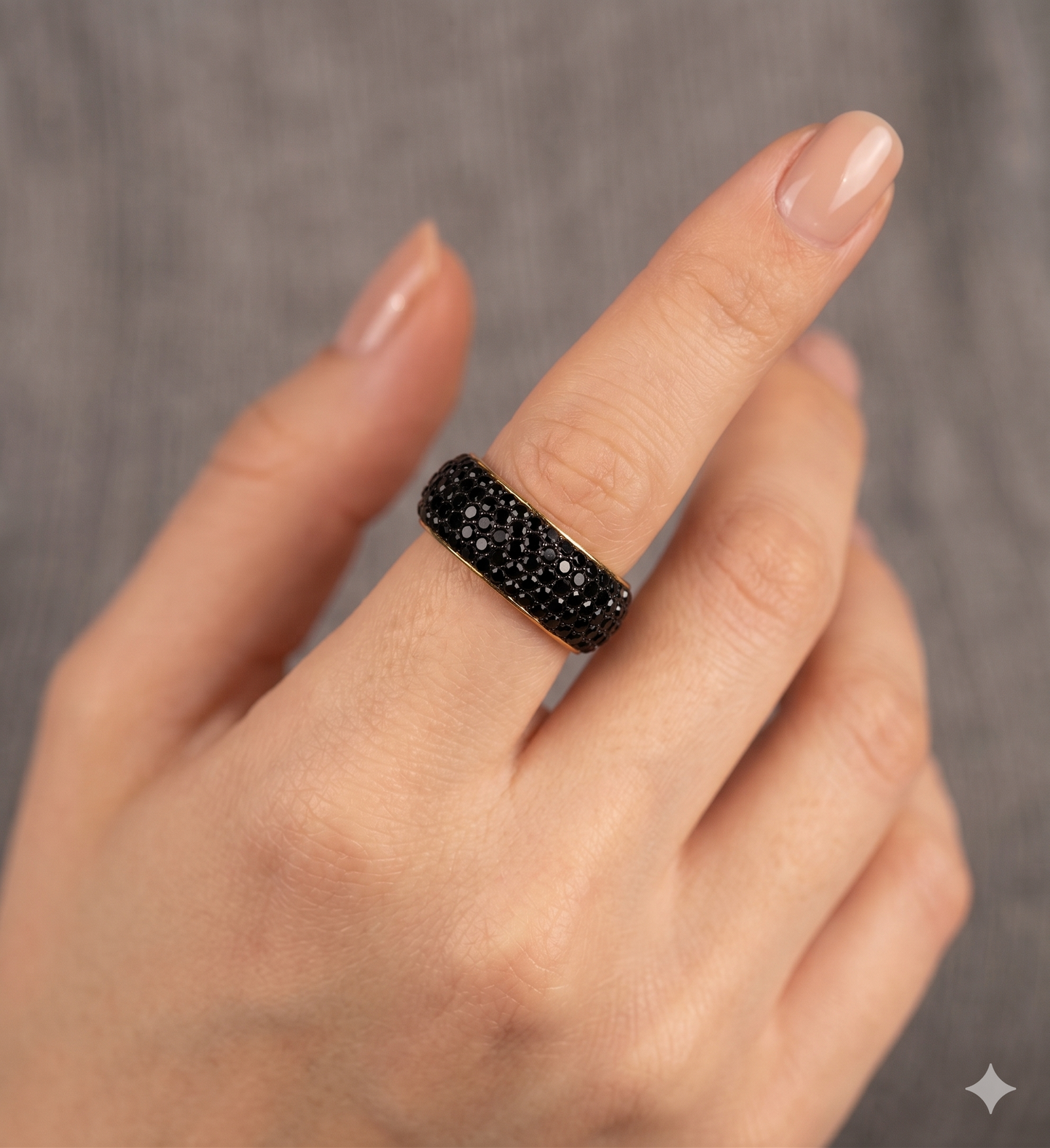 ANILLO ZIRCONIAS NEGRAS